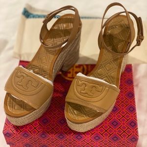 Tory Burch Fleming 100 mm espadrille size 8
